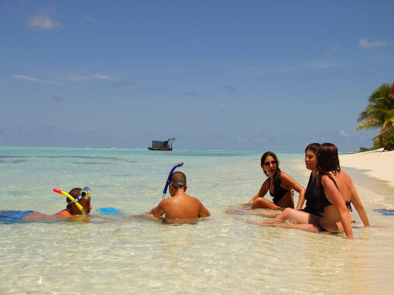 Arena Lodge Sky Maafushi Eksteriør bilde