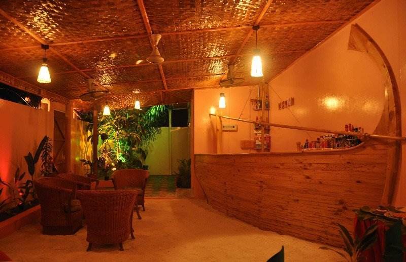 Arena Lodge Sky Maafushi Eksteriør bilde