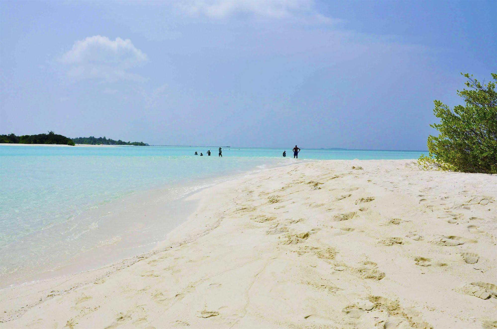 Arena Lodge Sky Maafushi Eksteriør bilde