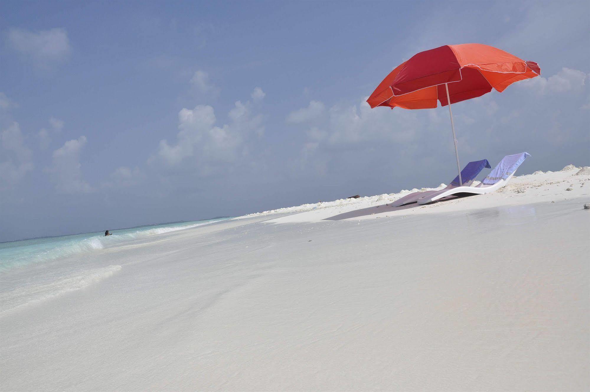 Arena Lodge Sky Maafushi Eksteriør bilde